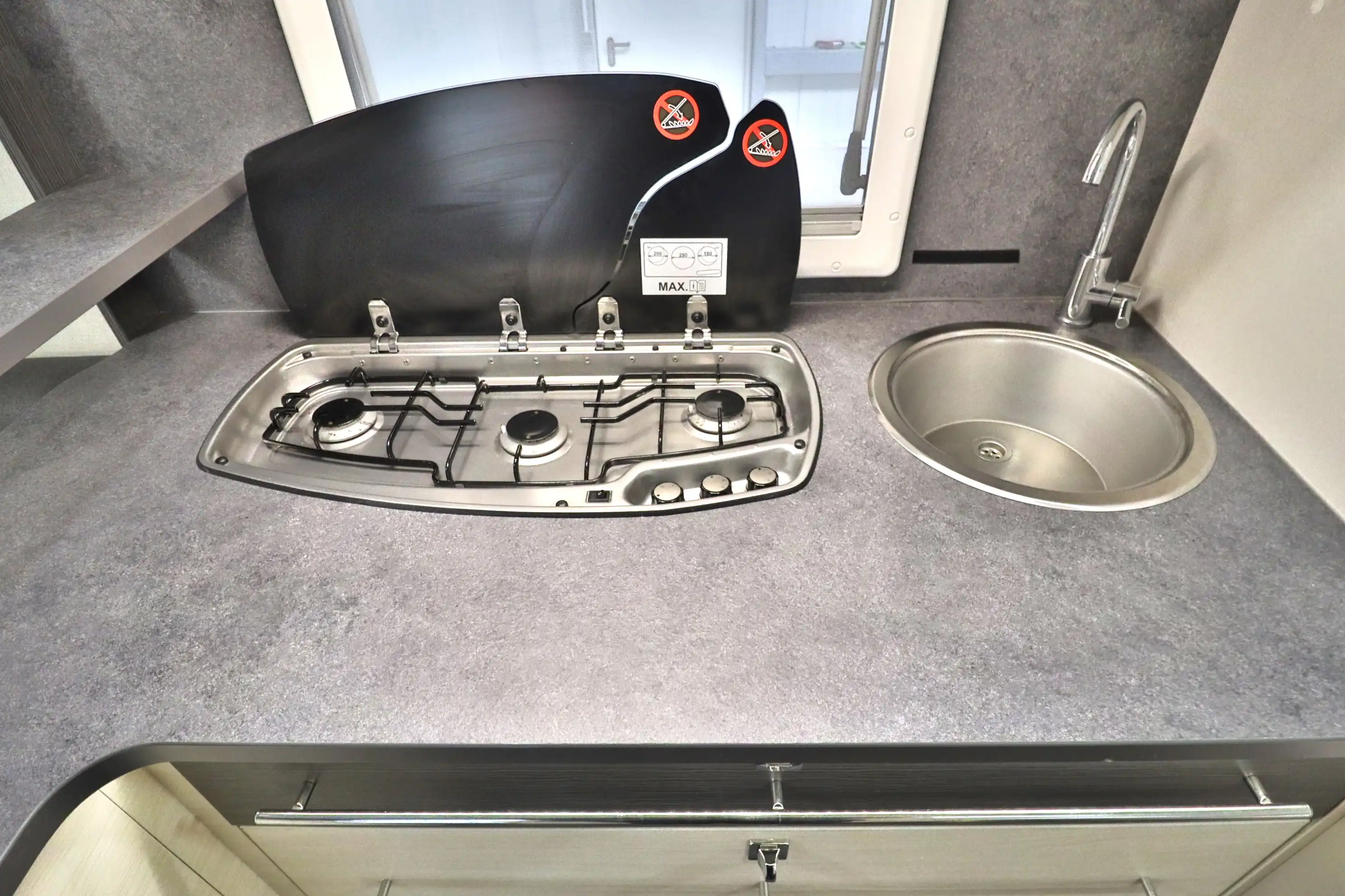 CARAVELAIR Artica 520